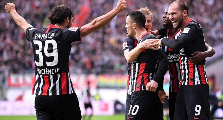 Bayern Munich Thrashed At Frankfurt In Ten-Year Low