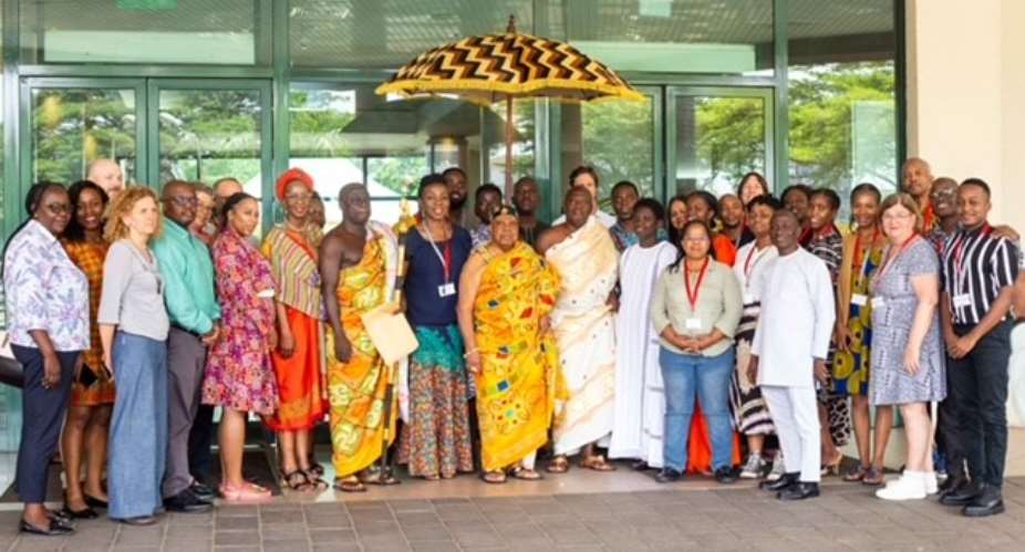 Nana Dr S. K. B. Asante Asokorehene with Gestalt Africa Leadership Programme (GALP) ParticipantsandFaculty