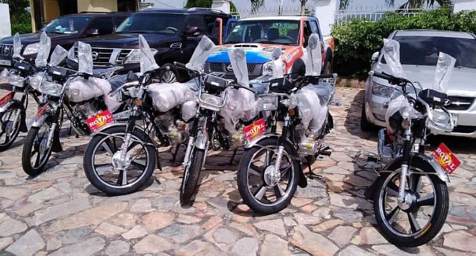 Kwabena Asamoah Donates Six Motorbikes To NPP Orphan Constituencies