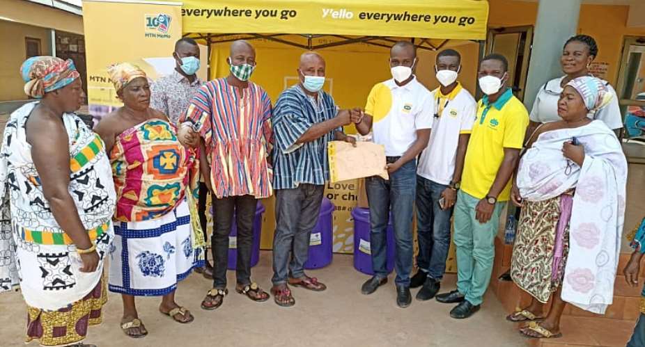MTN Supports Techiman Traditional Council To Fight COVID-19