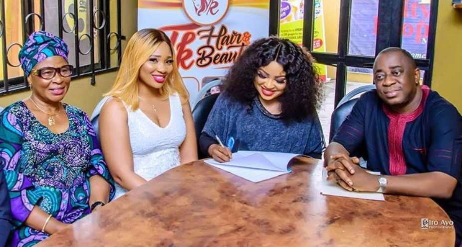 Actress, Abimbola Afolayan Signs New Deal with UK Hair Brand