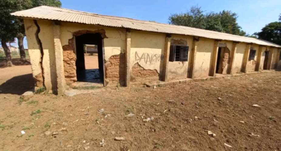 West Gonja: Pupils of Nabori Primary school study under death trap structure