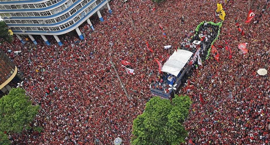 Fans Flood Streets Of Rio As Flamengo Win Copa Libertadores Against River Plater PHOTOS