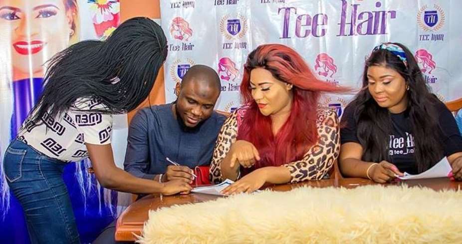 Actress, Nkechi Sunday Signs New Endorsement Deal with Beauty Company