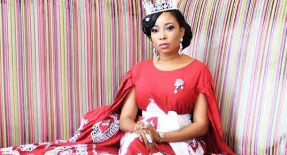 Actress, Lizzy Anjorin Shifts Date of Fashion Showroom Unveiling