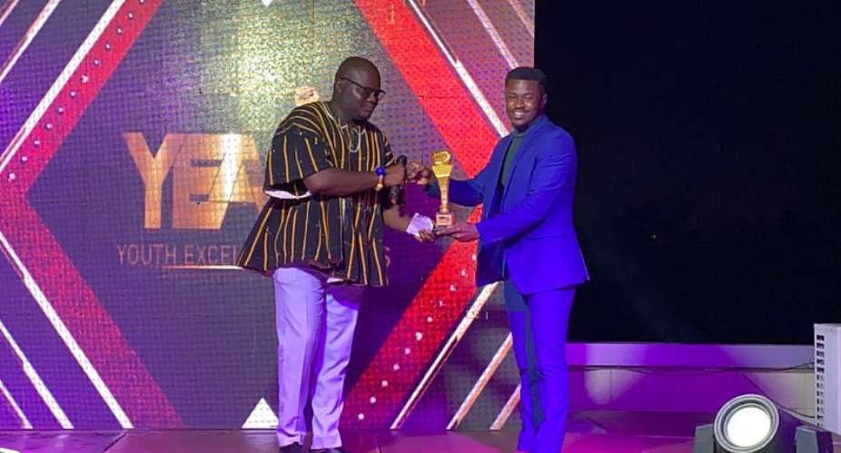 Youth Excellence Awards: Barimah Amoaning Samuel Grabs Digital Marketer Of The Year
