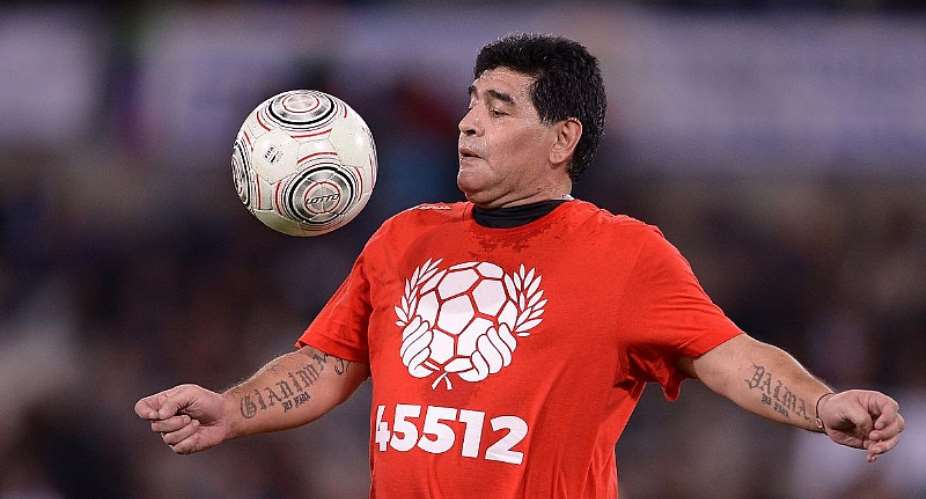 Investigators Search Doctors Office In Maradona Death Probe