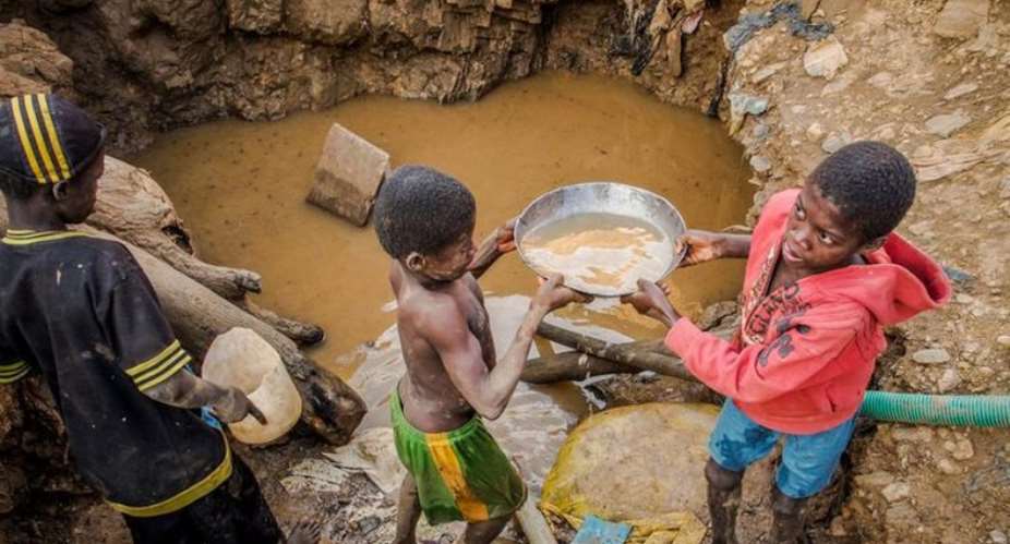 Children hazardously working in mines in Ghana, photo credit: Media Ghana
