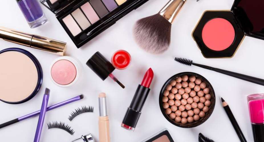 The Importance Of Cosmetics In Modeling Feminine Beauty