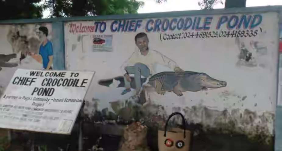 Entrance to Paga Crocodile Pond