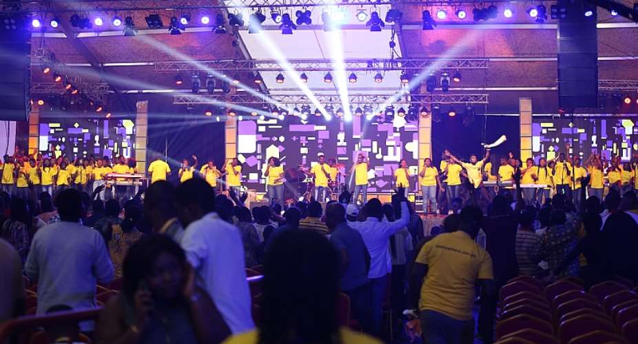 Gospel Stars Lift Up Worship At MTN Ghana Stands In Worship