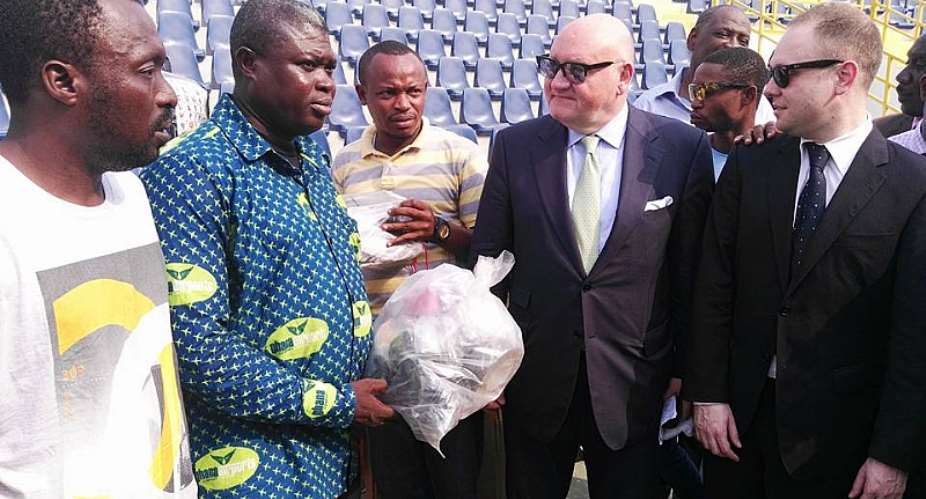 SSNIT and ETC Polska Present Boxing Equipment To Ghana Boxing