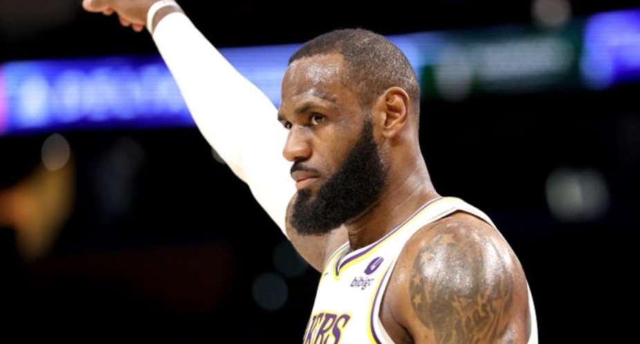 Lebron James becomes second player to hit 38,000 NBA points