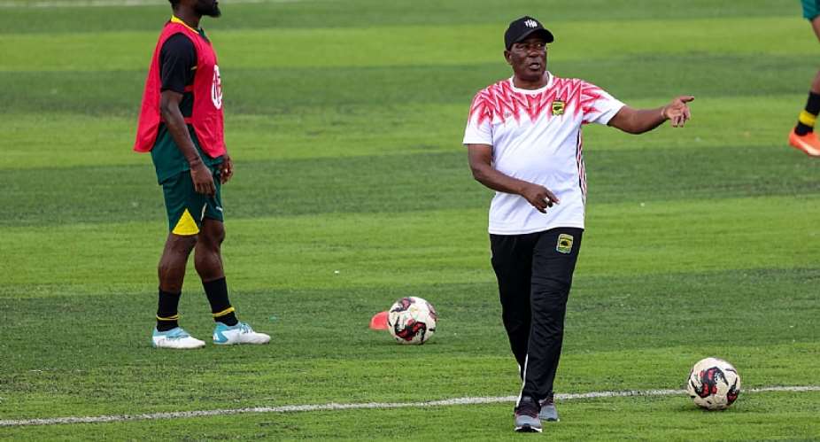 Super Clash: We will capitalise on Hearts of Oaks weaknesses - Kotoko coach Karim Zito