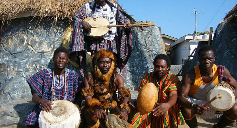 Alliance Francaise Hosts King Ayisoba On Batakari Night