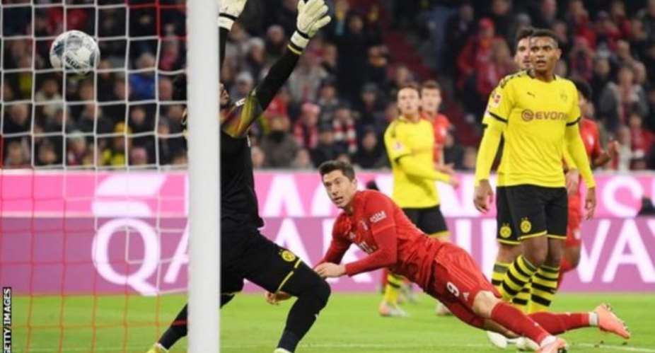 Bundesliga: Lewandowski's Scoring Run Continues As Bayern Thrash Dortmund