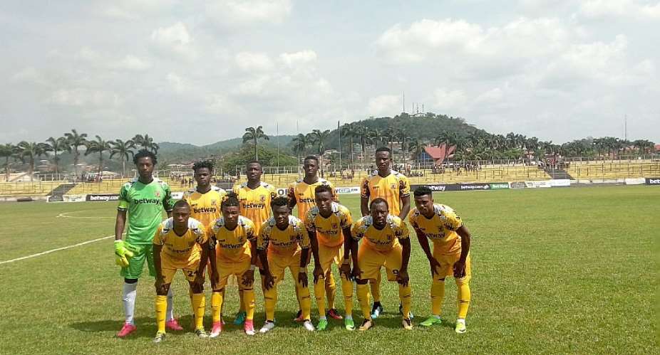 Saddick Adams Scores As Ashgold Beat Liberty 2-1 To Qualify For The Finale Of Betway Cup