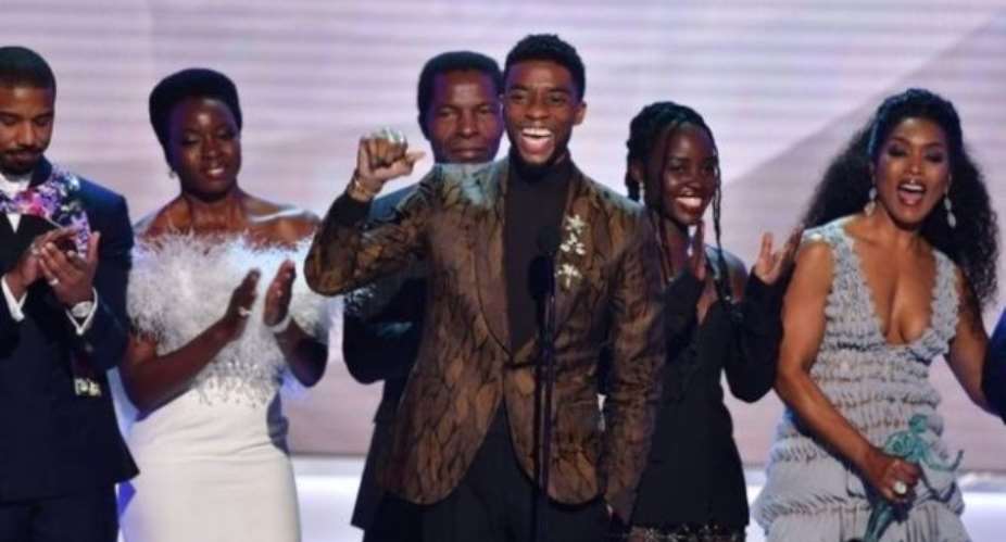Chadwick Boseman and the cast of Black Panther accept an award at the 25th SAGs AFP