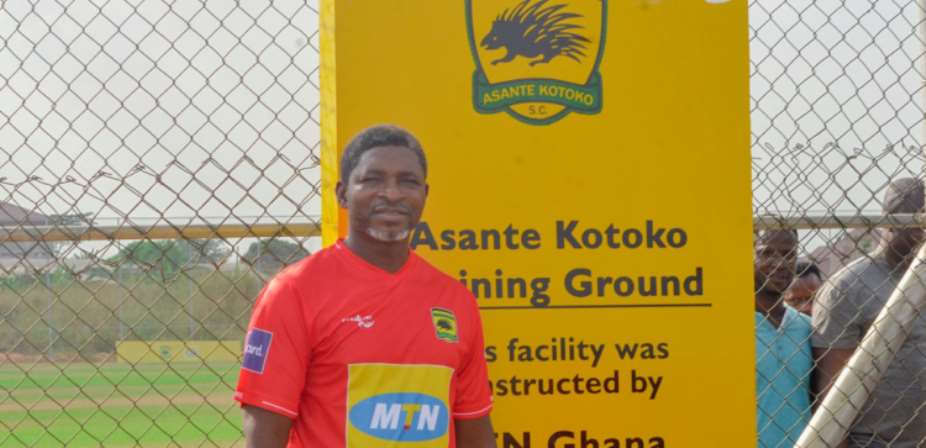 OFFICIAL: Asante Kotoko Unveils Maxwell Konadu As New Head Coach