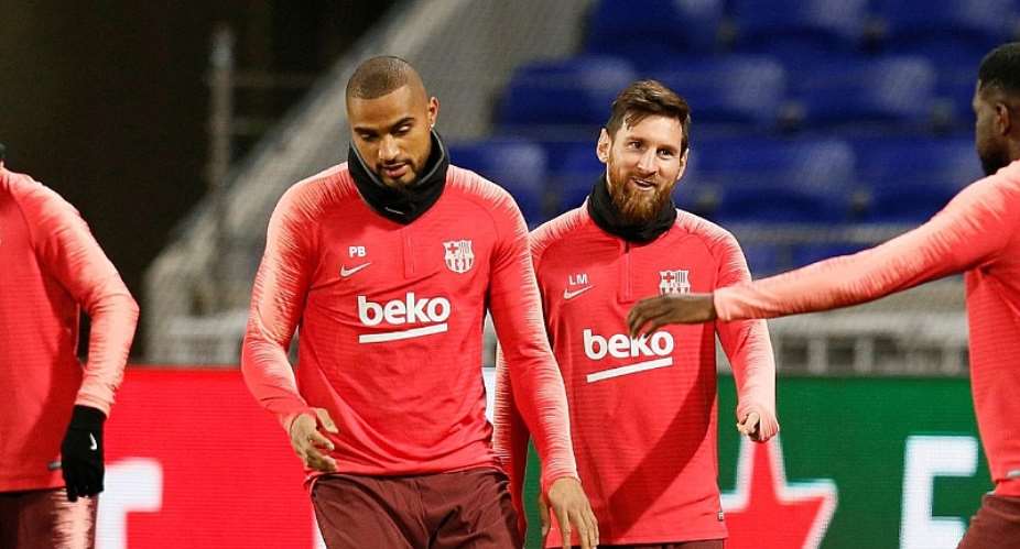 Kevin Prince Boateng training with Lionel Messi at Barcelona