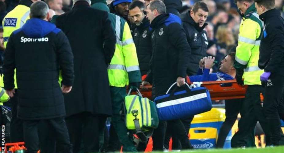 James McCarthy Suffers Double Leg Break In Everton Draw With West Brom