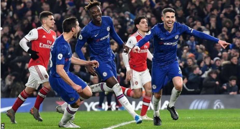 Ten-Man Arsenal Hit Back To Earn A Point Against Chelsea