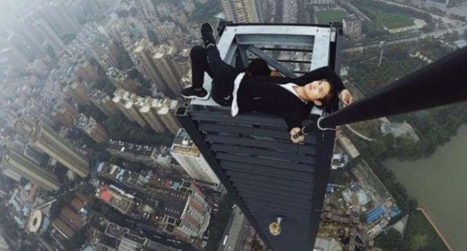 Daring Chinese 'Rooftopper' Filmed His Own Death