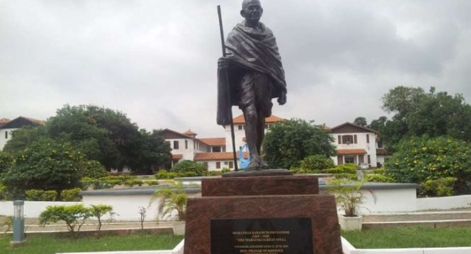 University Of Ghana Pulls Down Mahatma Gandhi's Statue