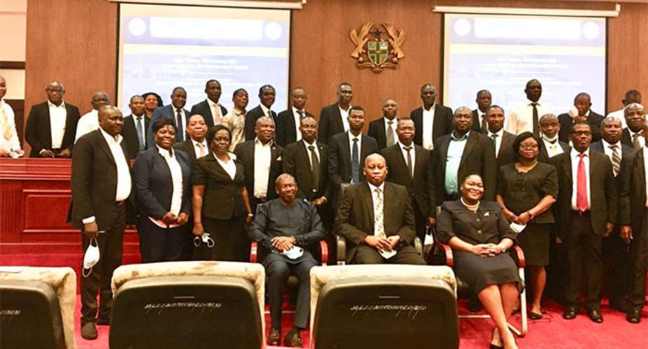 Justice Marful-Saul (sitter middle) with the participants