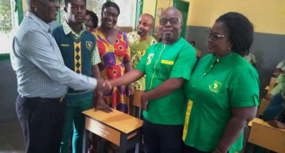 GHANASS 1985 Old Students Give Back To  Alma Mater