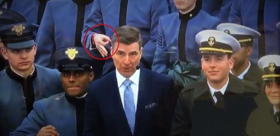US Officer Candidates Show Racist Hand Signal Even In The Presence Of Donald Trump And Infront Of His Eyes