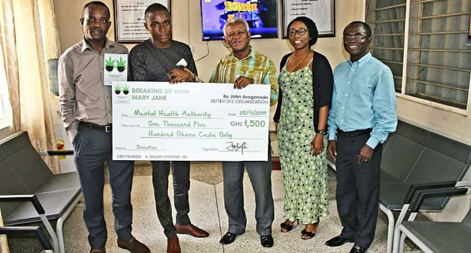 John Hermit Donates Book Profits To Ghana's Mental Health Authority