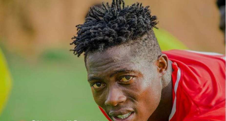 Kotoko re-sign midfielder Justice Blay on a two-year deal