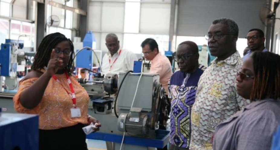 Prof Frimpong-Boateng visits new STEAM lab of Academic City University College
