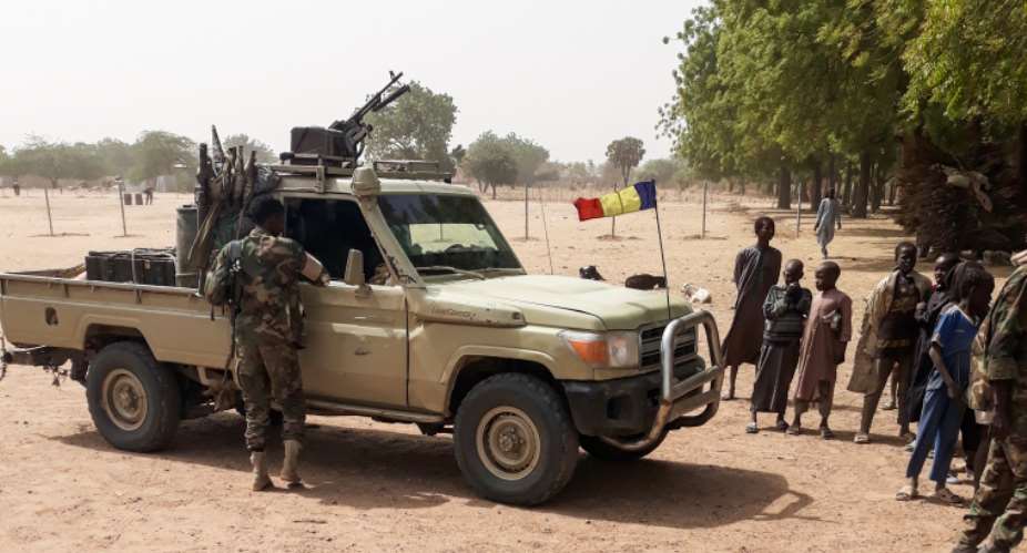 Chadian police raid Radio FM Libert broadcaster, arrest dozens