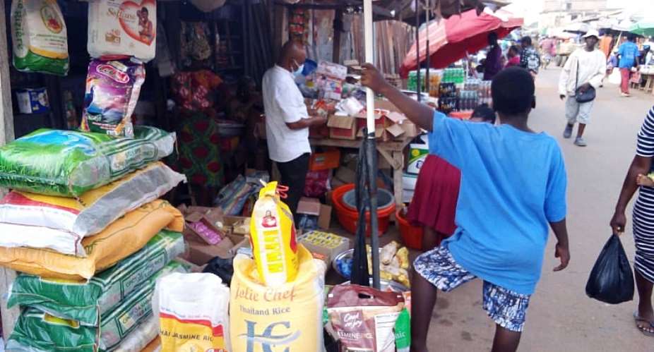 V R Traders V/R: Traders in Dzodze market lament low patronage ahead of Christmas
