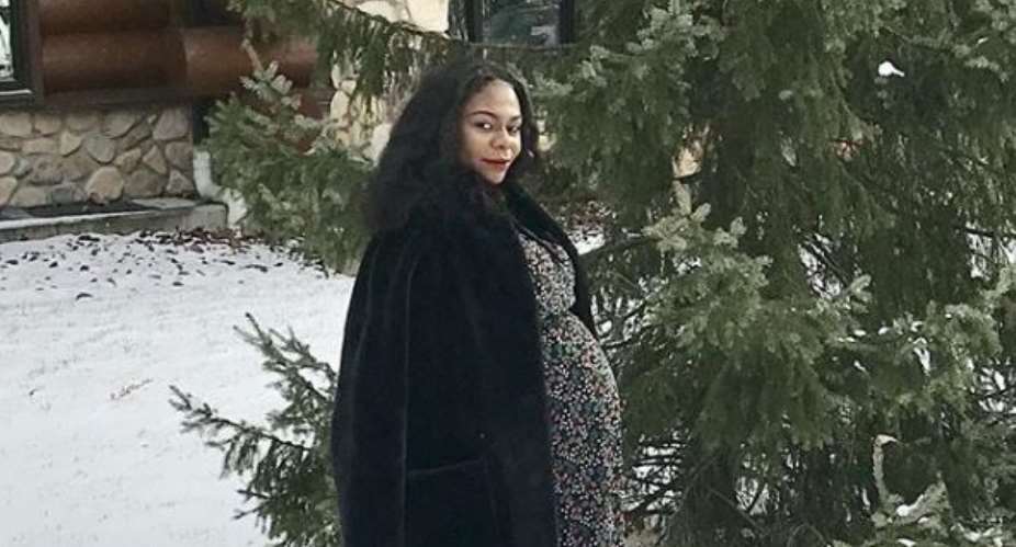 Actress, , Karen Igho Steps out for Christmas with Big Baby Bump