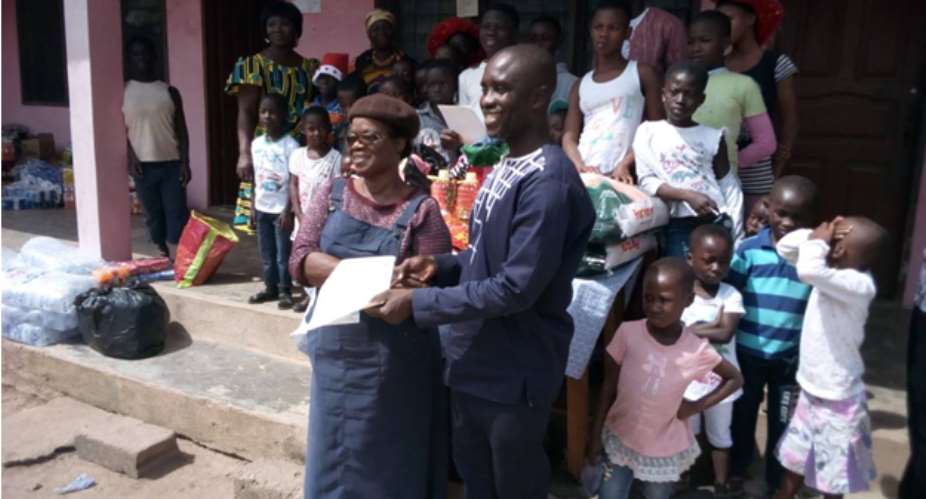 Gender Ministry Holds Xmas Party With Over 500 Children In Sunyani