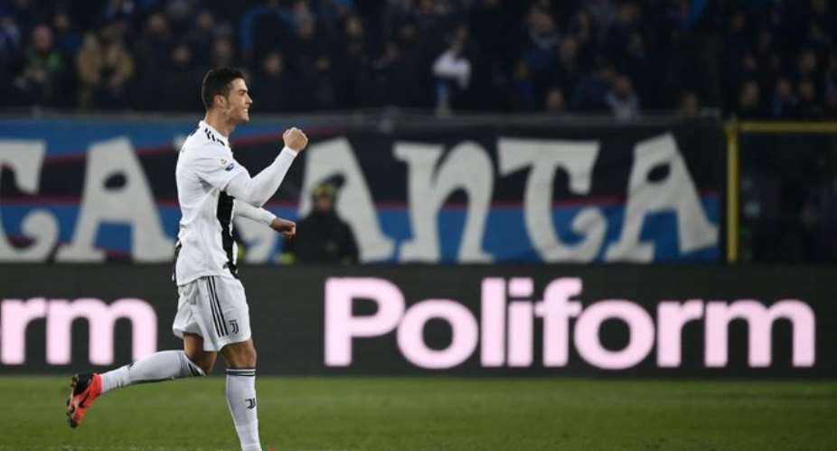 Substitute Ronaldo Saves 10-Man Juves Unbeaten Record