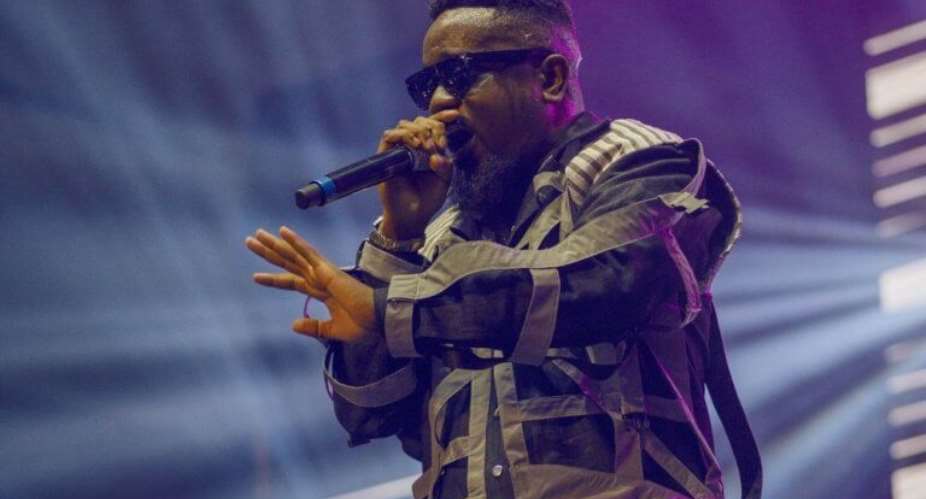 Sarkodie Ended 2019 Rapperholic With A Performance Of Ofeeets With Buk Bak