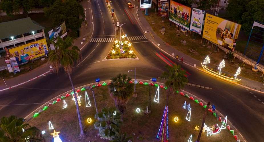 Ghanaians Celebrate Christmas Too Late—Independence Avenue Decorator