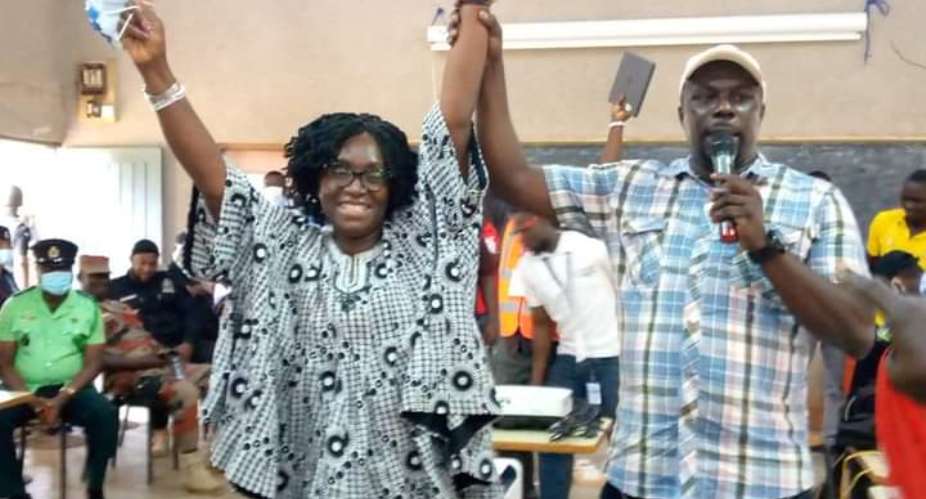 Gifty Twum-Ampofo being declared winner in the 2020 parliamentary elections