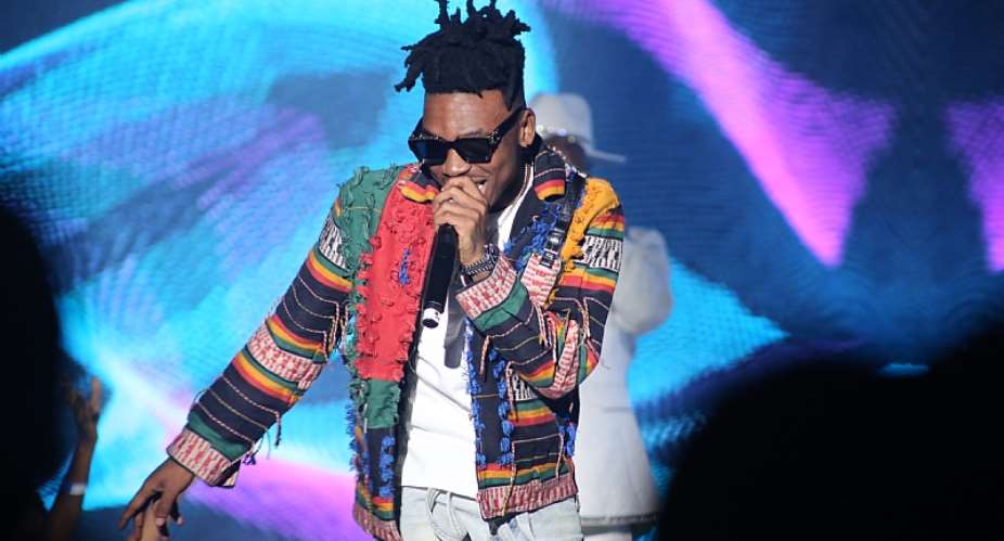 Kizz Daniel is a Star! Singer Rounds off 2019 with superstar performance at KizzDanielLive