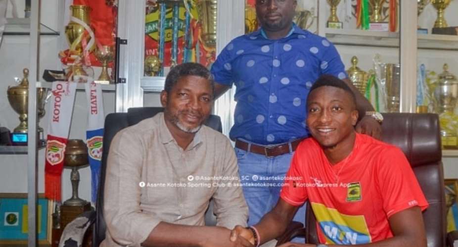 JUST IN: Felix Annan Signs 3-Year Contract Extension With Asante Kotoko
