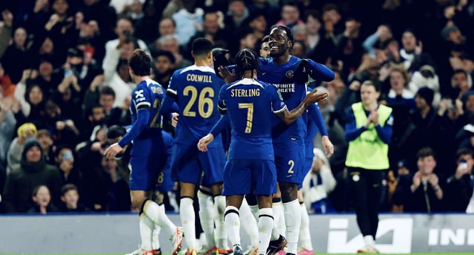 Chelsea thump Middlesbrough to reach EFL Cup final