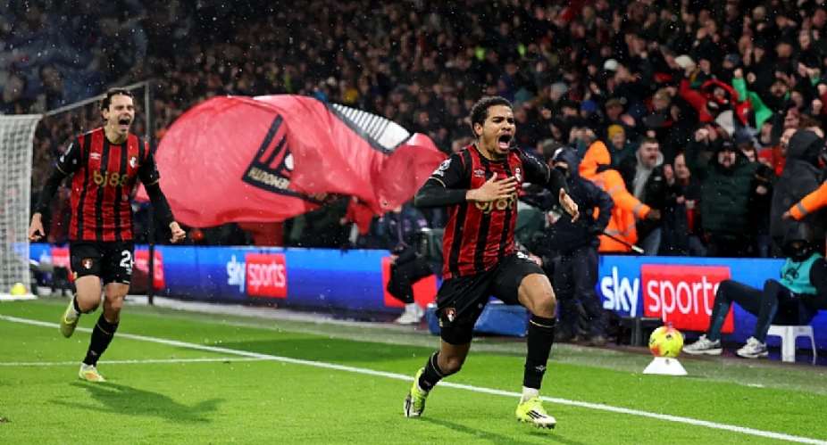 PL: Bournemouth stun Liverpool with stoppage-time winner