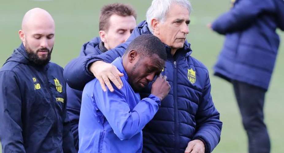 Majeed Waris Weeps As Search For Former Teammate Emiliano Sala Called Off