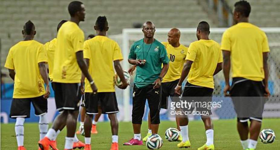 Ghana's coach Kwesi Appiah C takes part in a training session at the Castelao stadium in Fortaleza on June 20, 2014. Germany will face Ghana on June 21, 2014 in their second match of the 2014 FIFA World Cup in Brazil. AFP PHOTOCarl de Souza Photo credit should read CARL DE SOUZAAFP via Getty Images