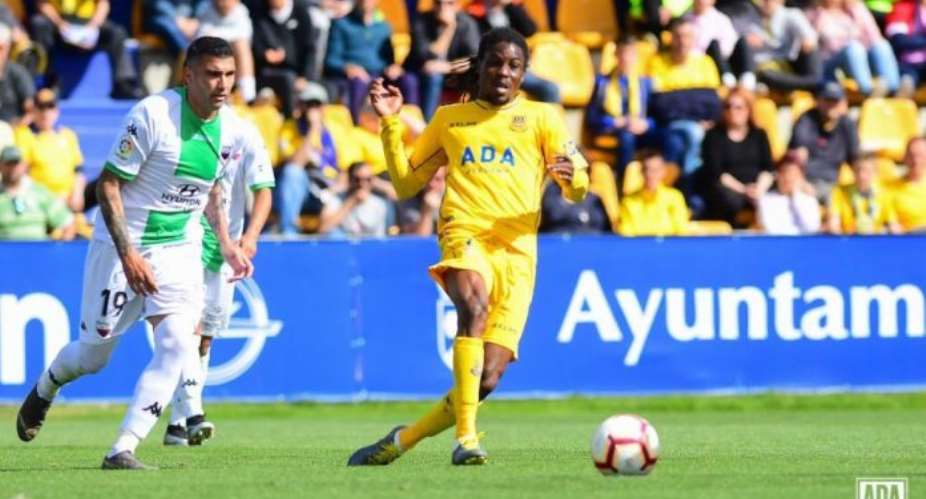 Richard Boateng Scores In Alcorcons Home Defeat Against Real Oviedo