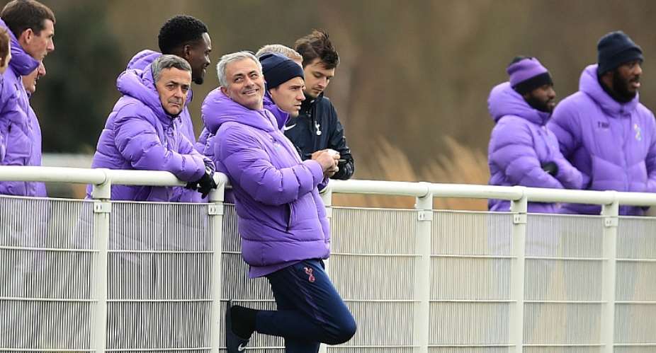Mourinho Sleeps At Training Ground After United Loss